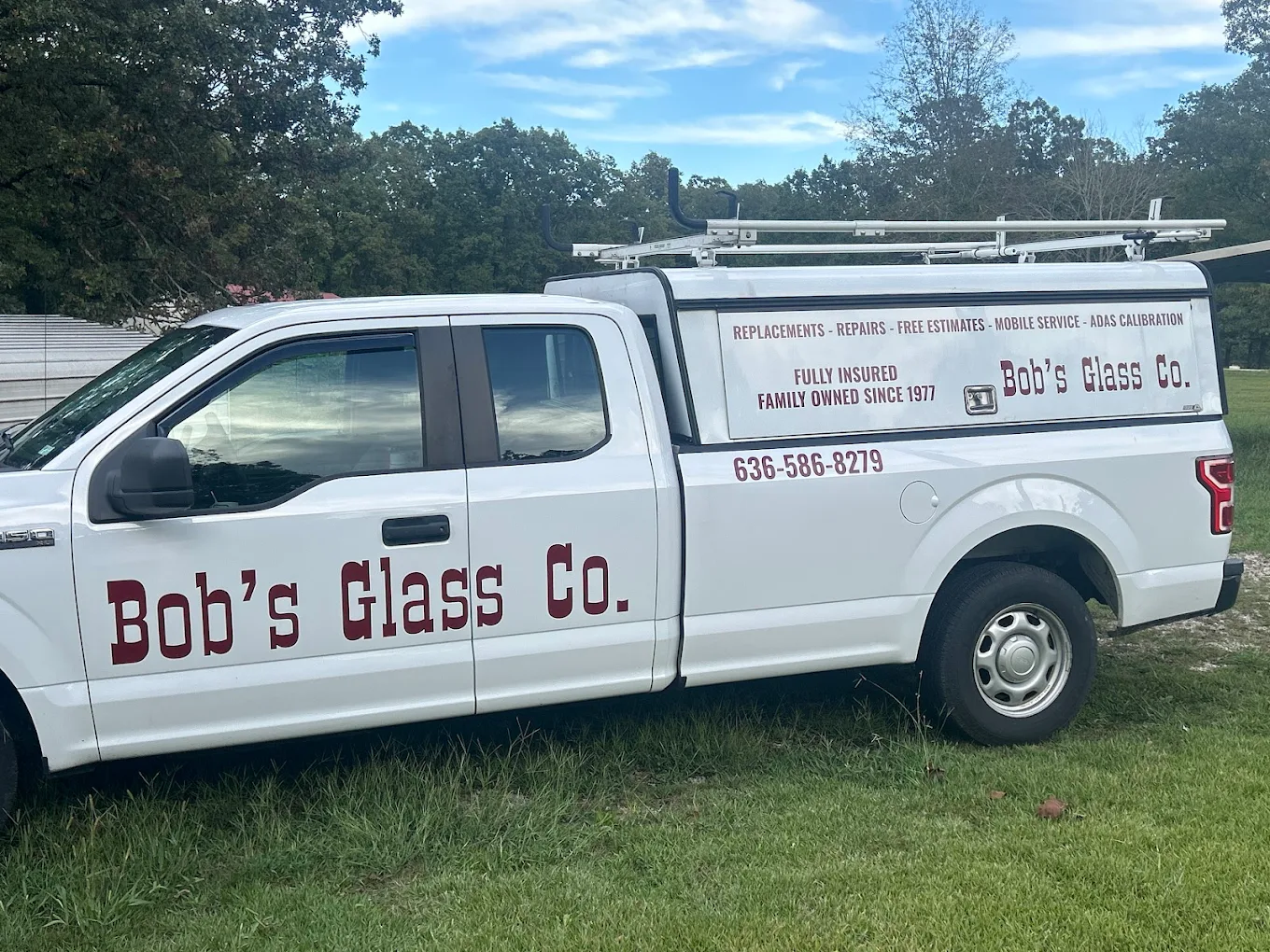 Mobile auto glass service van